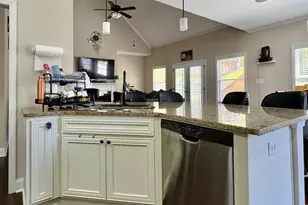 1047 Brookford Rd, Macon, GA 31210 - Photo 6