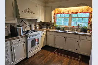 613 Old Macon Rd. Ext., Dublin, GA 31021 - Photo 2