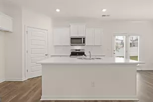 1300 Aura Ln, Lawrenceville, GA 30045 - Photo 2