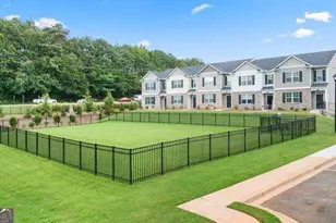 1300 Aura Ln, Lawrenceville, GA 30045 - Photo 4