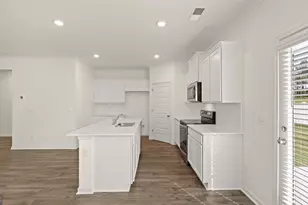 1300 Aura Ln, Lawrenceville, GA 30045 - Photo 4
