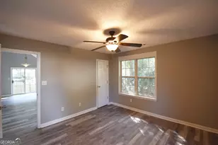 700 S Fairfield Dr, Peachtree City, GA 30269 - Photo 12