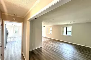 100 Lakeview Ln, Fayetteville, GA 30214 - Photo 6