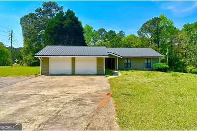 100 Lakeview Lane, Fayetteville, GA 30214 - Photo 1