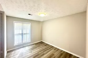 100 Lakeview Ln, Fayetteville, GA 30214 - Photo 22