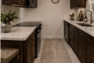 605 Candler St, Gainesville, GA 30501 - Photo 2