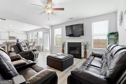 2000 Carolyn Dixon Way, Fayetteville, GA 30214 - Photo 12