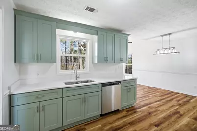 290 The Falls Boulevard, Covington, GA 30016 - Photo 20