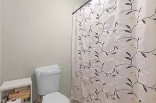 915 Strawberry Ct, Ellenwood, GA 30294 - Photo 16