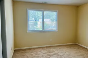 25 St Clair St, Newnan, GA 30263 - Photo 14