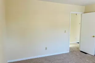 25 St Clair St, Newnan, GA 30263 - Photo 18