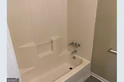 23 E New Street, Winder, GA 30680 - Photo 8