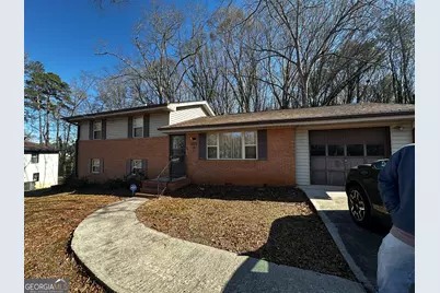 6182 Graceland Circle, Morrow, GA 30260 - Photo 2