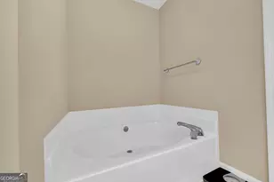 172 Lewis Cir, Commerce, GA 30529 - Photo 26