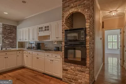 2265 Castle Lake Drive, Tyrone, GA 30290 - Photo 54