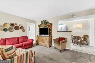401 N Cromwell Rd, Savannah, GA 31410 - Photo 6