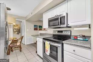 401 N Cromwell Rd, Savannah, GA 31410 - Photo 12