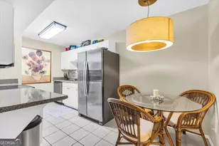 401 N Cromwell Rd, Savannah, GA 31410 - Photo 8