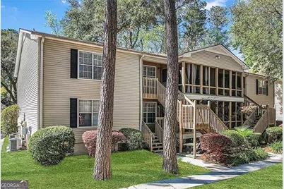 401 N Cromwell Road #T6, Savannah, GA 31410 - Photo 2