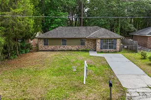 127 Greenbriar Ct, Savannah, GA 31419 - Photo 1