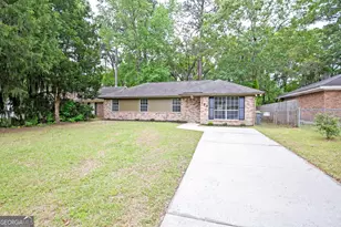 127 Greenbriar Ct, Savannah, GA 31419 - Photo 2