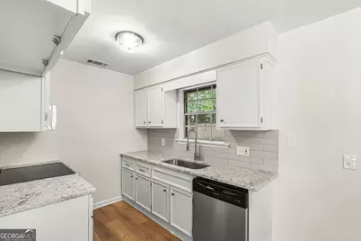 127 Greenbriar Court, Savannah, GA 31419 - Photo 10