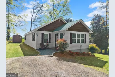 181 Forest Avenue, Toccoa, GA 30577 - Photo 1