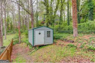 8515 Lake Drive, Snellville, GA 30039 - Photo 36