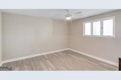 8515 Lake Drive, Snellville, GA 30039 - Photo 32
