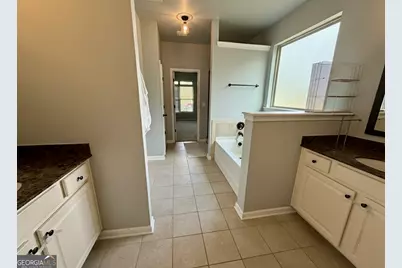 310 Savannah Drive, Senoia, GA 30276 - Photo 12