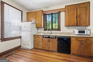 131 E Baldwin St, Milledgeville, GA 31061 - Photo 14