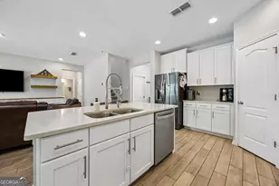 215 Holm Pl, Saint Marys, GA 31558 - Photo 8