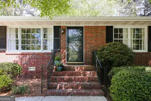 240 Clifton Dr, Athens, GA 30606 - Photo 2