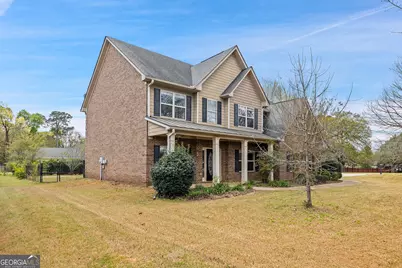 316 Norway Spruce Court, Locust Grove, GA 30248 - Photo 2