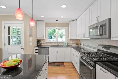 228 Parkway Drive, Athens, GA 30606 - Photo 14