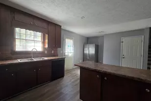 6577 Ardmoor Dr, Jonesboro, GA 30236 - Photo 4