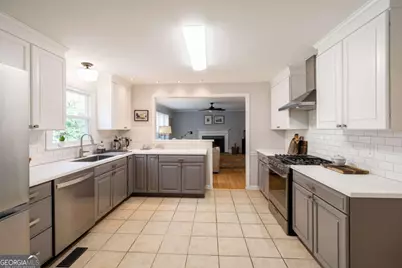 121 Ashbrook Drive, Athens, GA 30605 - Photo 8