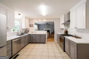 121 Ashbrook Dr, Athens, GA 30605 - Photo 8
