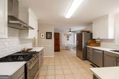 121 Ashbrook Drive, Athens, GA 30605 - Photo 8