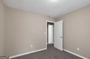 2729 Caribou Courts, Morrow, GA 30260 - Photo 6