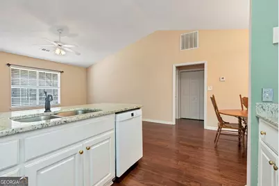 2987 Bentley Park Circle, Gainesville, GA 30504 - Photo 8