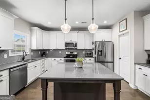 413 Shoshone Cir, Kathleen, GA 31047 - Photo 14