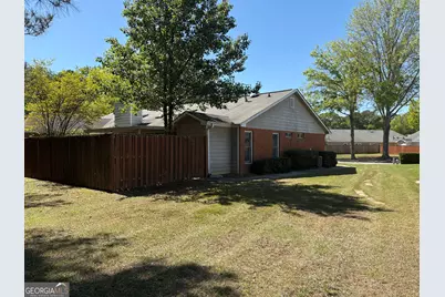 300 Wilbanks Drive, Fayetteville, GA 30215 - Photo 2