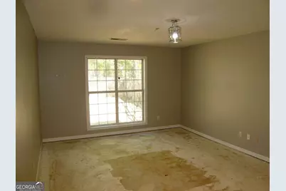 1677 Summit Creek Way SW, Loganville, GA 30052 - Photo 12