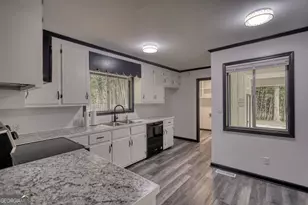 555 Joy St, Jackson, GA 30233 - Photo 20