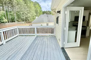 79 Kingsbrook Cir, Newnan, GA 30265 - Photo 4