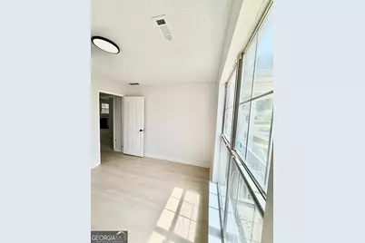 79 Kingsbrook Circle, Newnan, GA 30265 - Photo 8