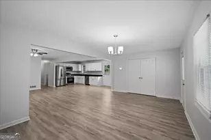 641 Amber Pl SW, Marietta, GA 30060 - Photo 8