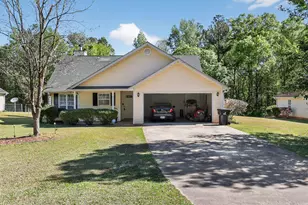 335 Colley St, Grantville, GA 30220 - Photo 1