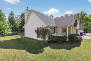 335 Colley St, Grantville, GA 30220 - Photo 2